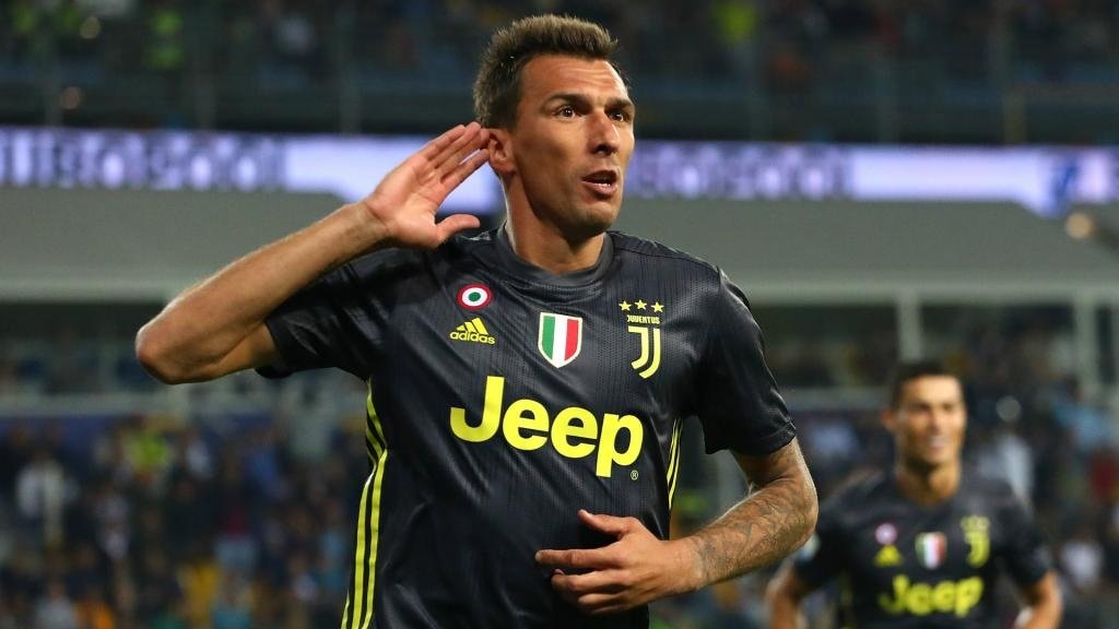 Juventus will welcome back striker Mario Mandzukic on Wednesday. GOAL