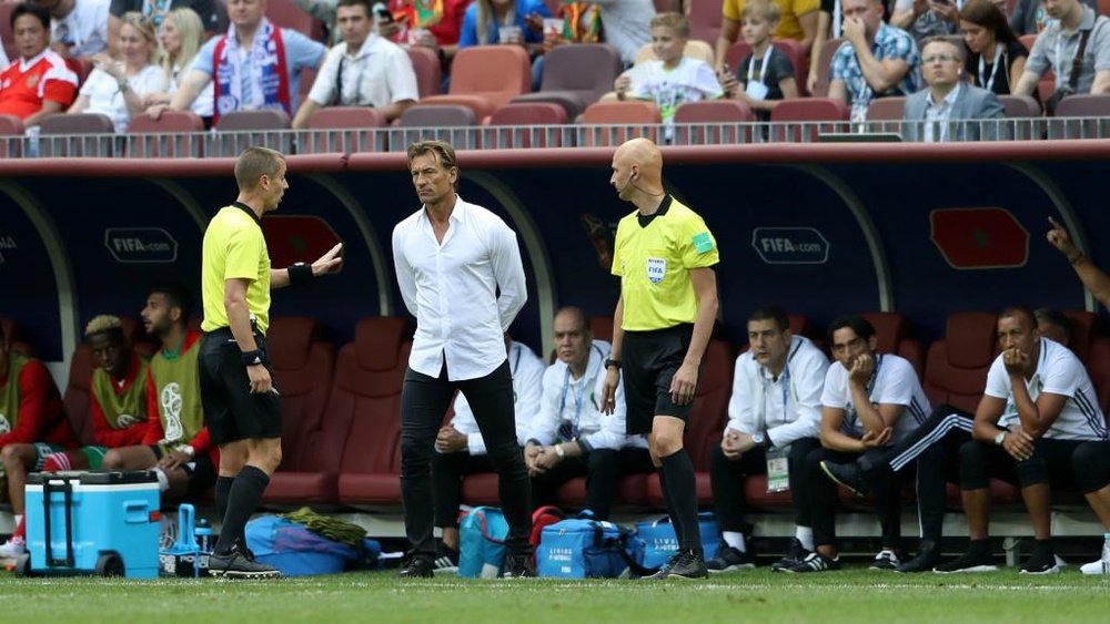 FIFA deny claims a referee asked for Ronaldo's shirt. GOAL