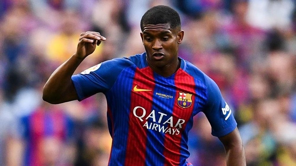 Marlon renova com o Barcelona, e pode ser emprestado para o futebol turco