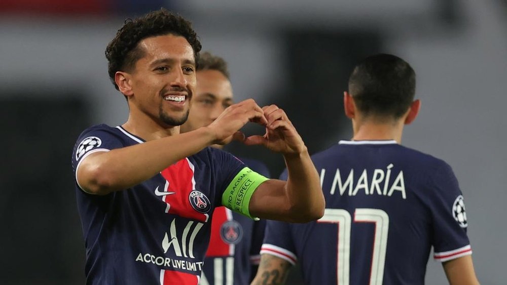 Ferdinand conseille à MU de recruter un joueur du PSG. Goal