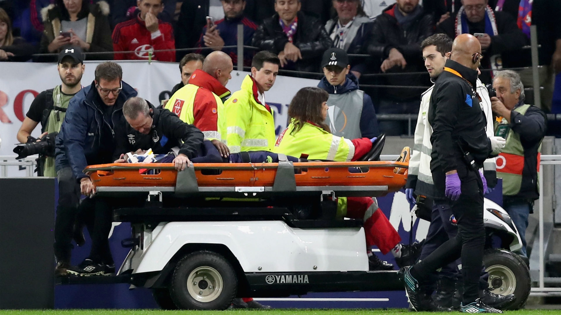 Concussed Martina taken to hospital