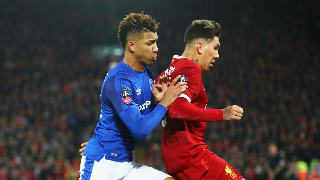 Liverpool : Klopp évoque l'incident entre Firmino et Holgate