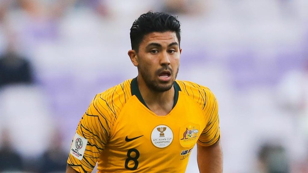 Australian midfielder Luongo leaves QPR for Sheffield Wednesday. GOAL