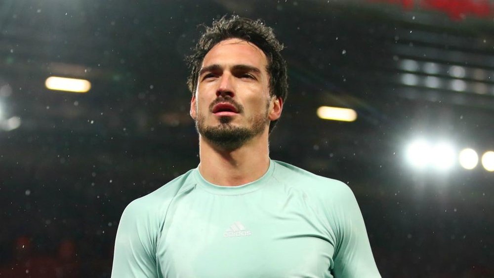 Hummels showed courage to return to Dortmund, says the club's sporting director. GOAL