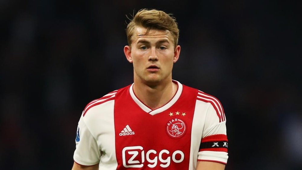 Matthijs de Ligt has returned to training with Ajax. GOAL