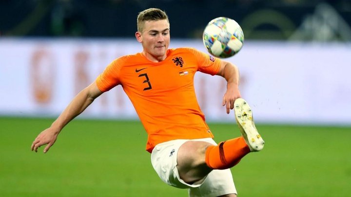 De Ligt reveals future plans to Netherlands boss Koeman