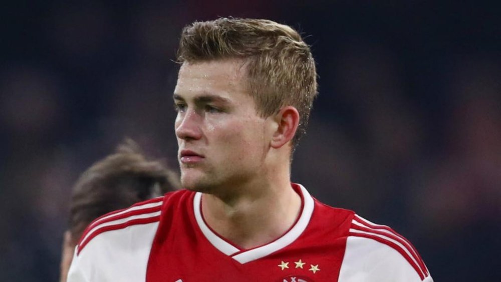 De Ligt should stay at Ajax for another year – Rep. AFP