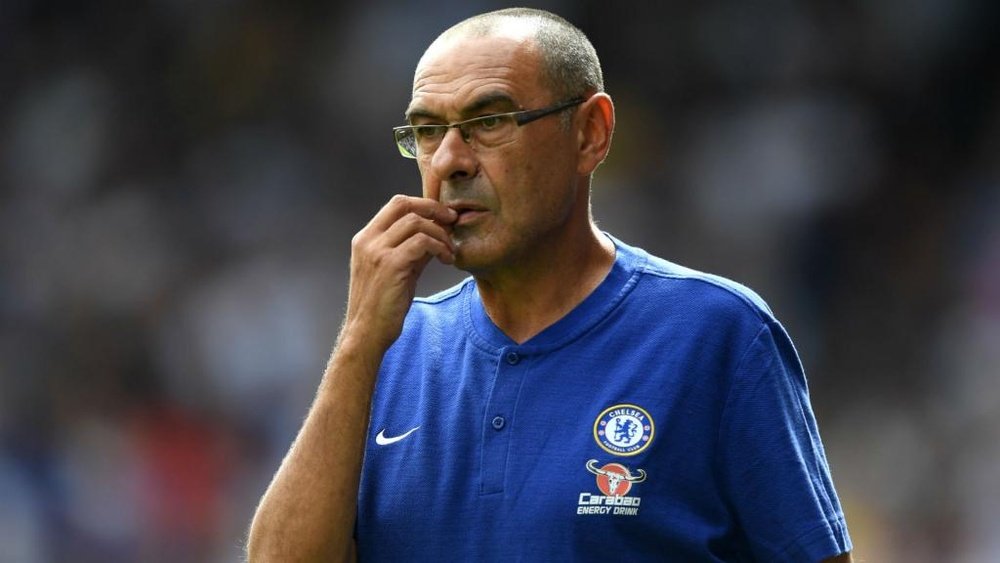 Sarri is looking to give up smoking. GOAL