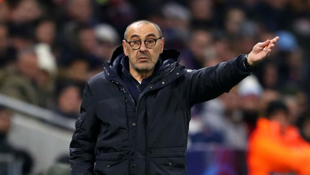 Sarri furious with slow passing