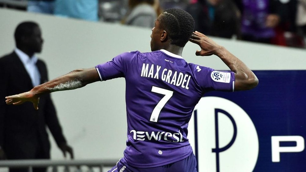 Gradel opened the scoring against Ajaccio. GOAL