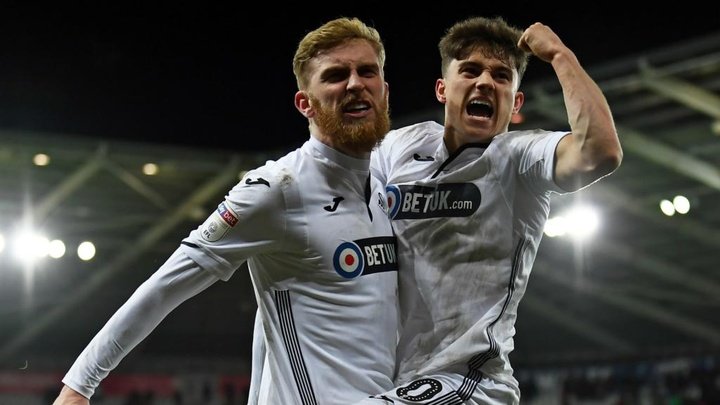 Championship Review: Late drama rescues draws for Swansea and Bolton