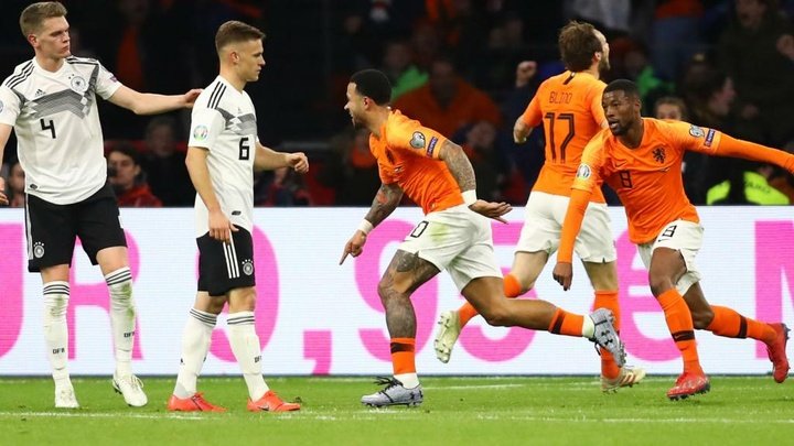 Alemanha vence Holanda fora de casa