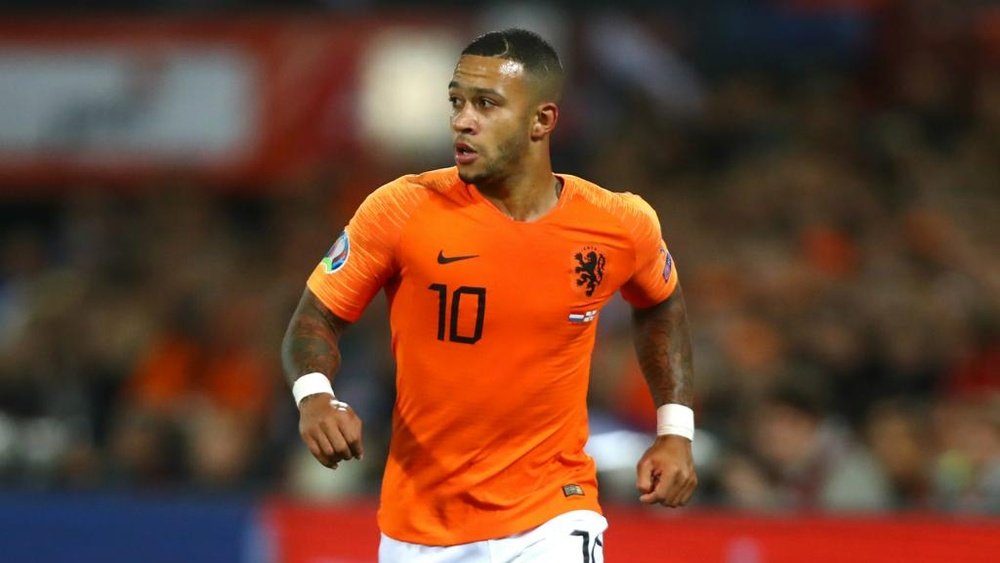 Netherlands without Depay for Belarus qualifier