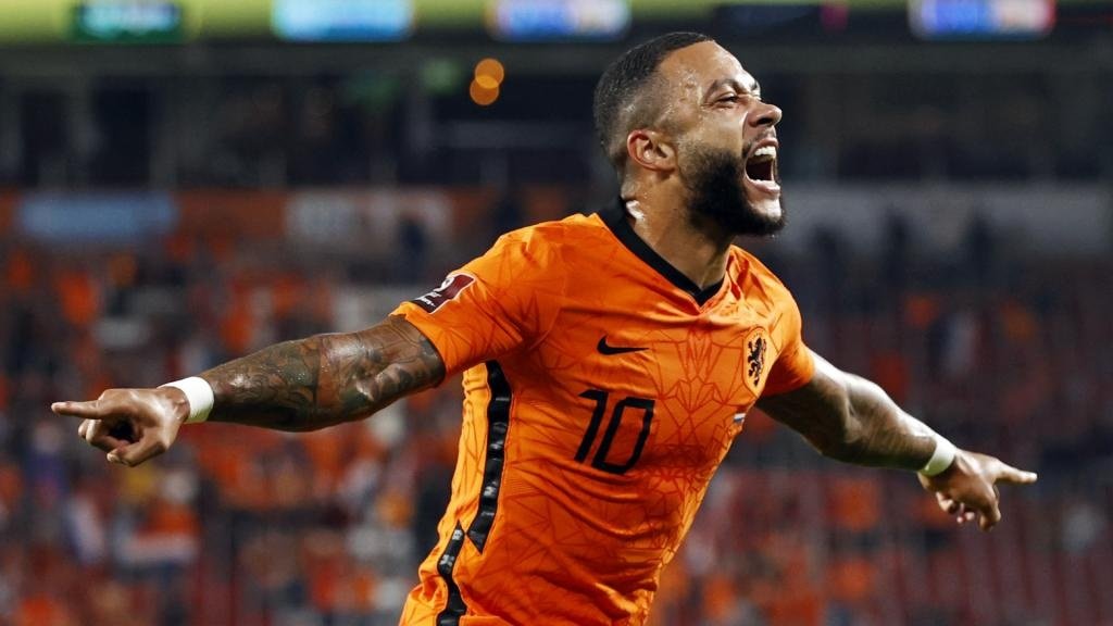 Netherlands 4-0 Montenegro: Depay scores a brace as the Dutch get back on track