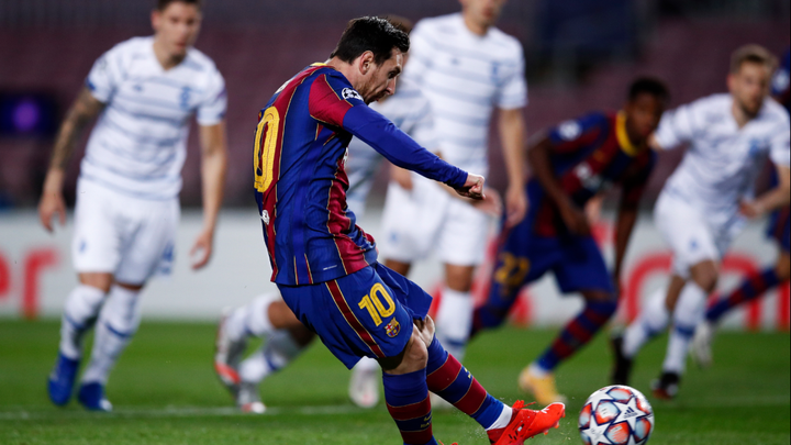 Messi só fez gols de pênaltis na temporada, mas nunca acertou tanto