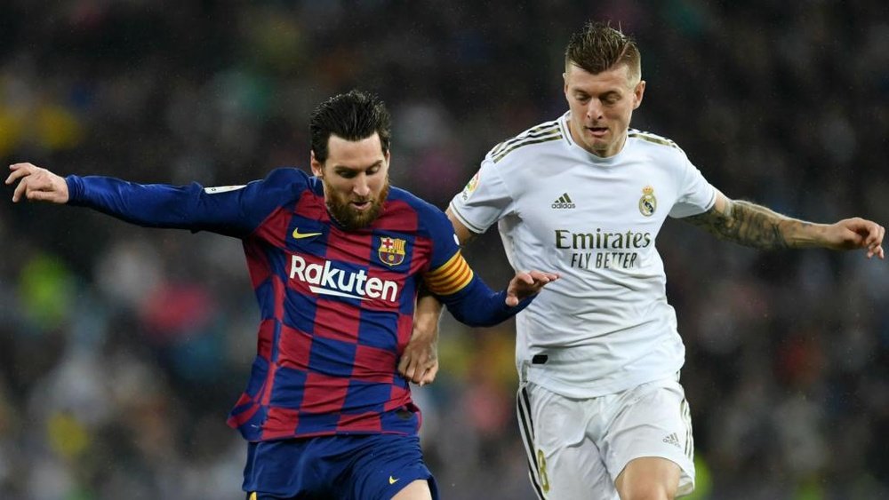 Messi flops as Kroos steers Madrid
