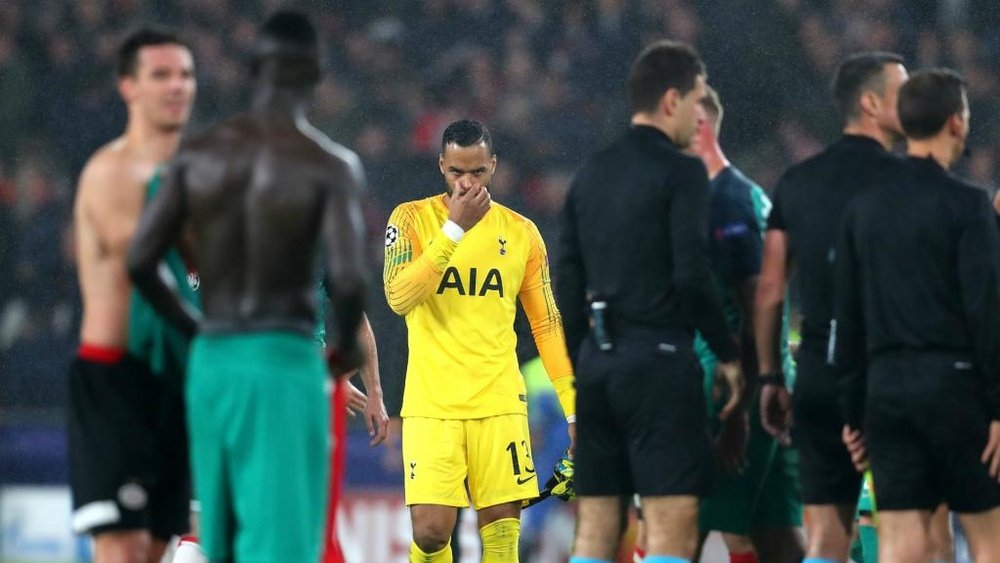 Vorm came on after Hugo Lloris' latest error. GOAL