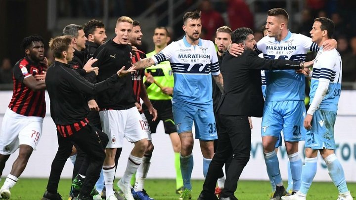 Milan-Lazio, animi tesi: rissa al fischio finale