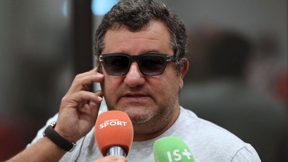 Raiola difende Pellegrini: 'Ha provocato gli ex compagni? Fake news'