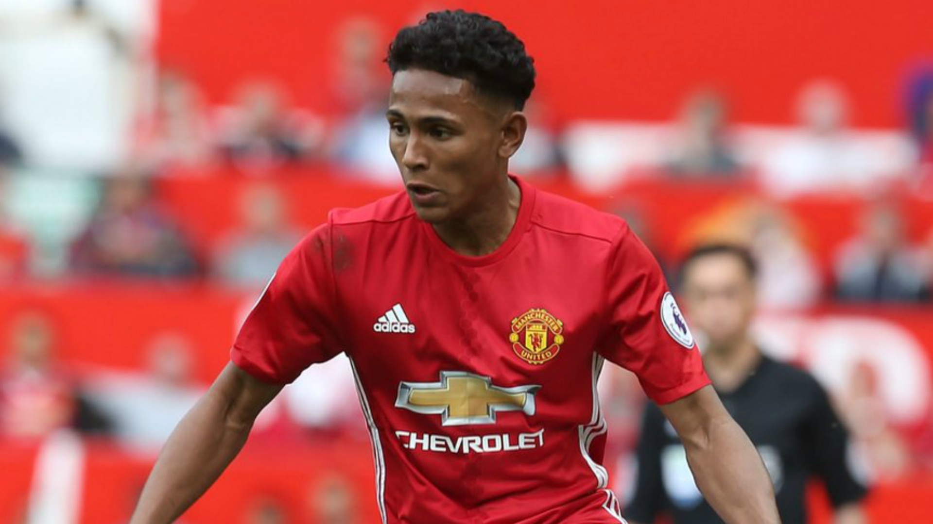 Man Utd debutant Mitchell hails Mourinho after 'mad' Palace clash