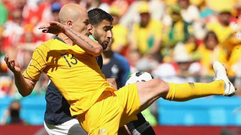 Moor is crucial for Australia. GOAL