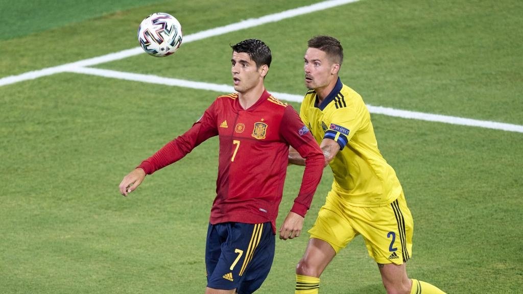 Morata missed a number of chances as Spain failed to find the target against Sweden. GOAL