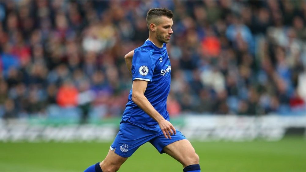 Maybe I jumped ship too soon - Schneiderlin claims he could have offered more to United.  Goal