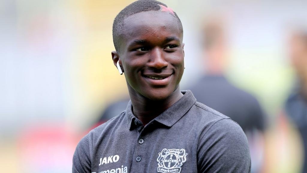 Diaby sfida la Juve: in A solo una presenza col Crotone