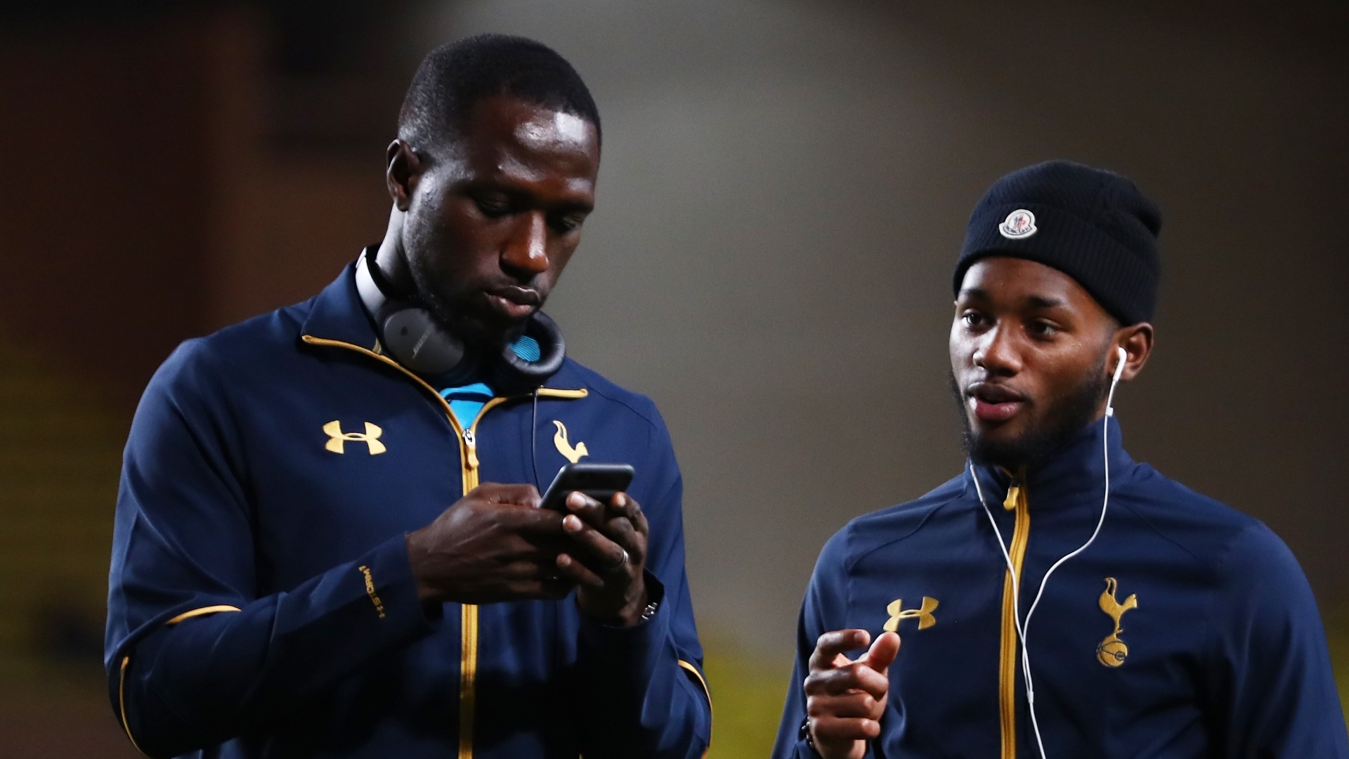 OM, Nkoudou : 