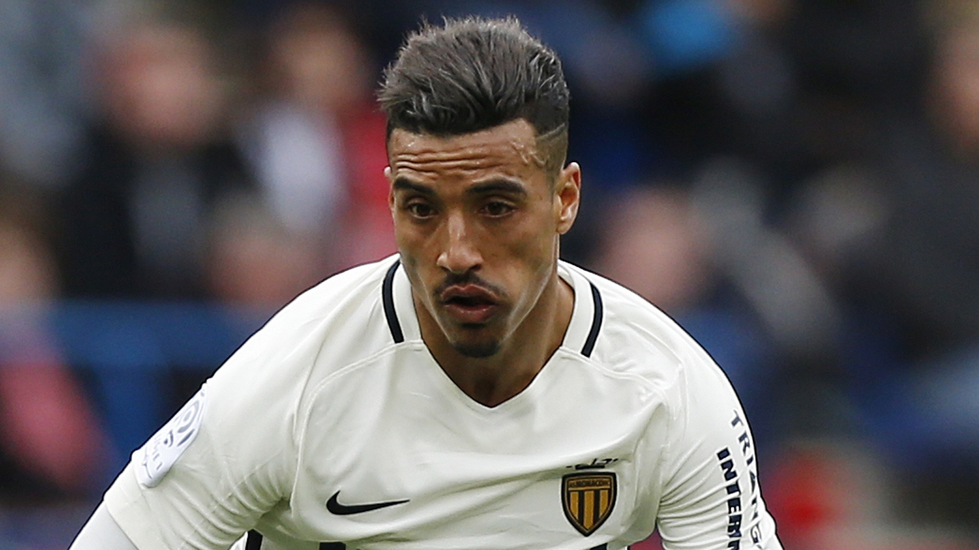Dirar à Fenerbahçe, c'est fait