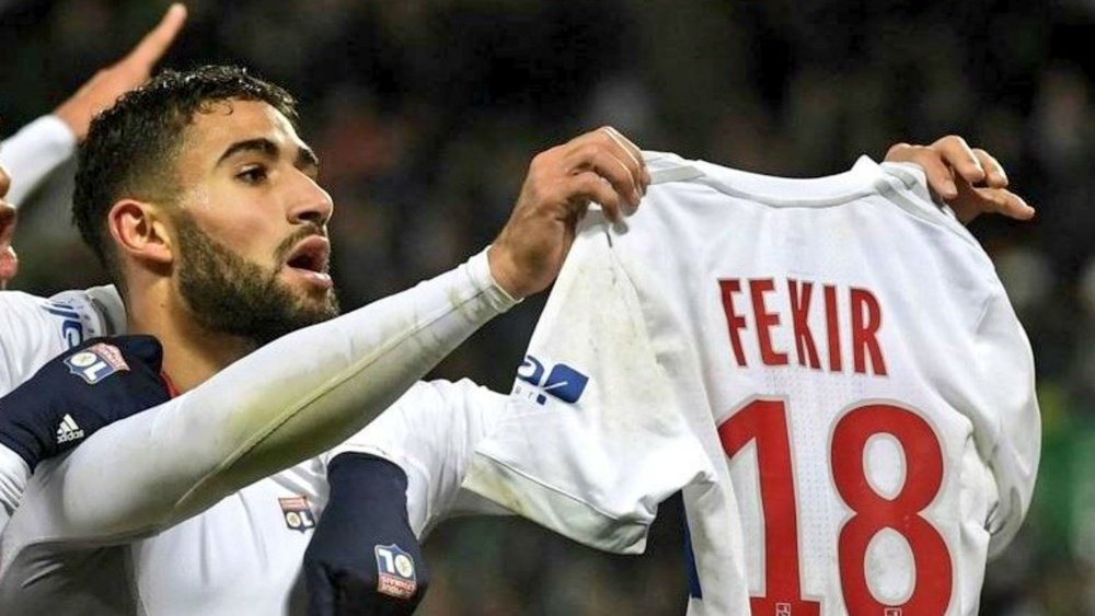 Genesio insisted Fekir was not taunting the Saint-Etienne fans during Lyon's win. GOAL