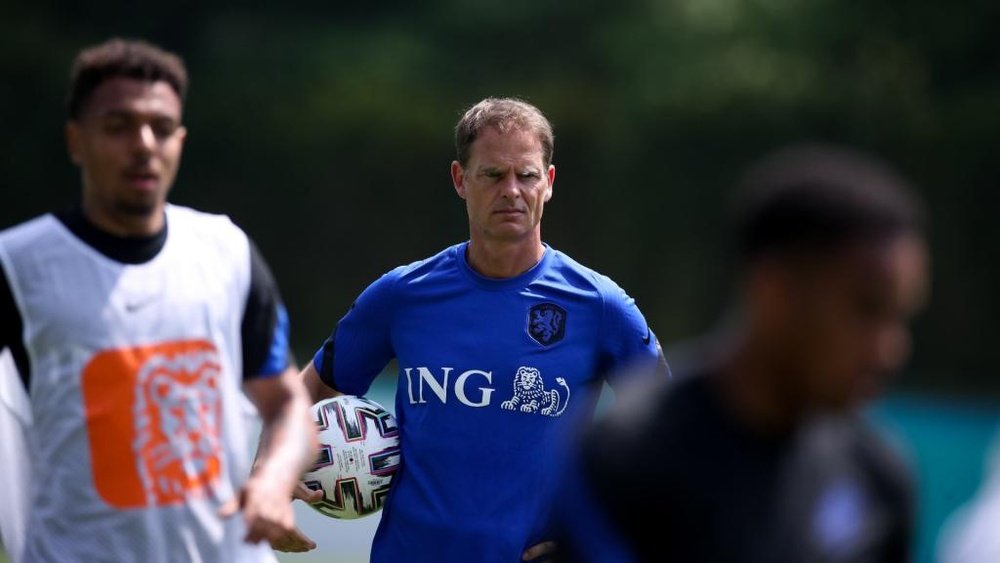 Frank de Boer could lead Netherlands to three wins out of three in the group stage. GOAL
