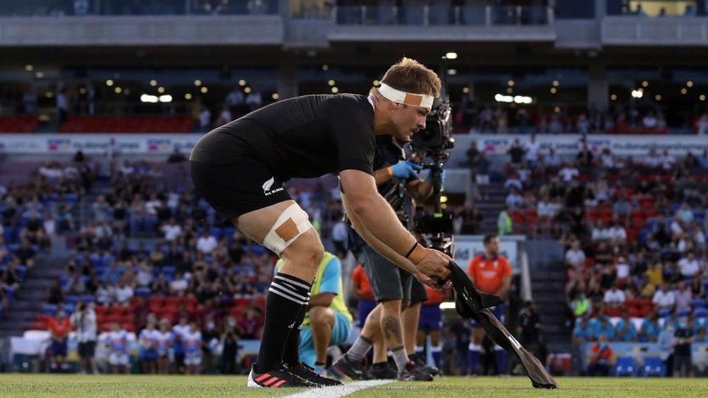New Zealand paid tribute to the star. GOAL