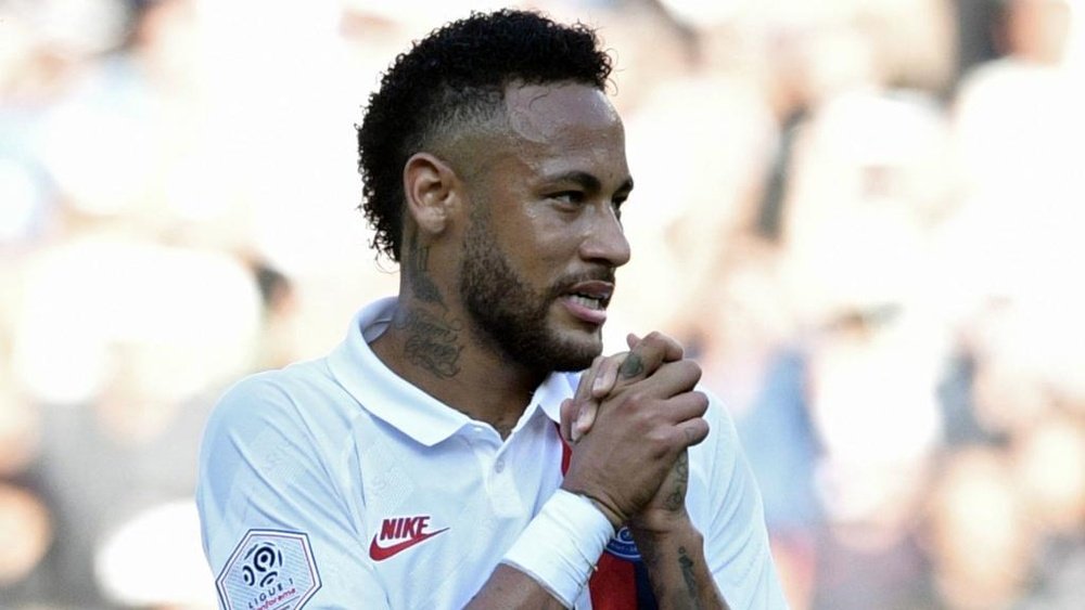 Valverde asked for Neymar but Barcelona cautious over more bids for PSG star. GOAL