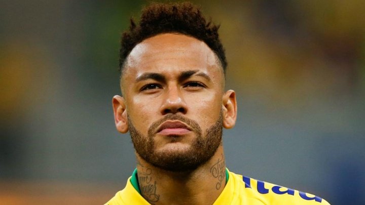 Filipe Luis would like Neymar to return to Barca