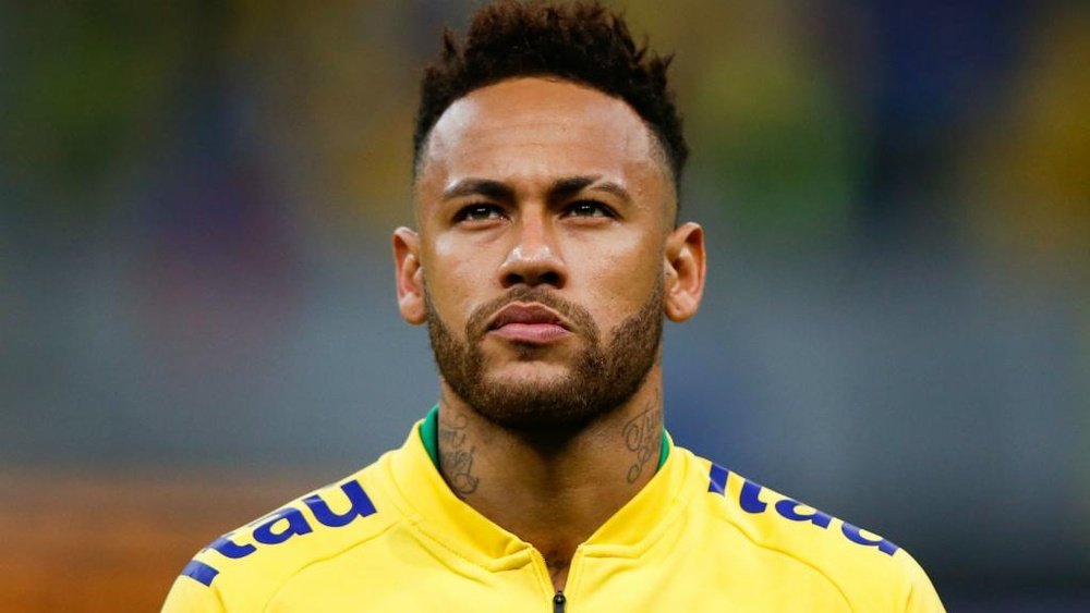 Neymar a 'spectacular' talent, says former Barca team-mate Xavi. GOAL
