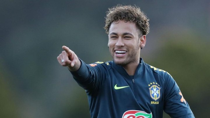 Neymar e Bruno Henrique devem ser as grandes novidades na convocação da Seleção