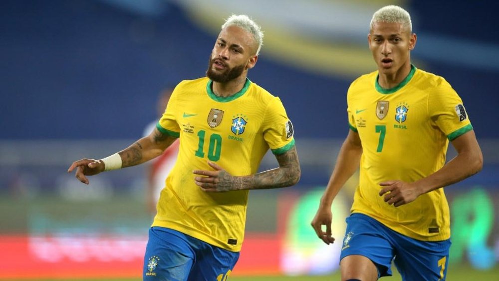 Neymar's Brazil will secure top of the group with victory. GOAL