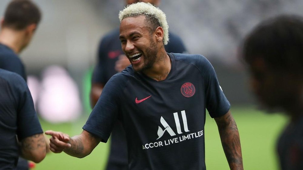 Neymar staying at PSG surprised team-mate Bernat. GOAL