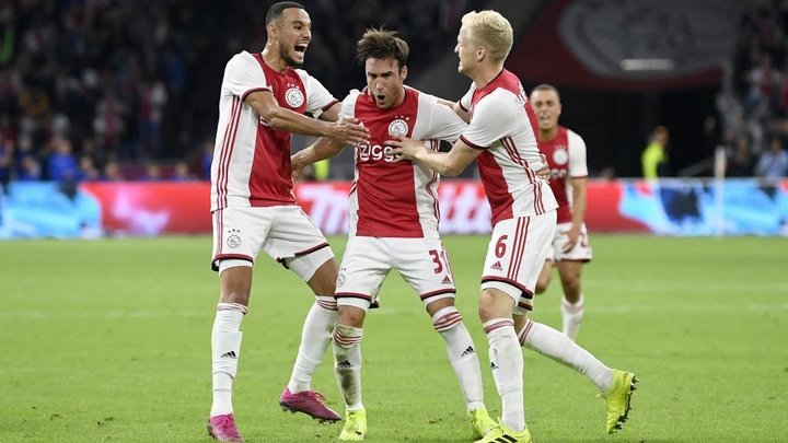 Ajax passa perrengue e Porto é eliminado da Champions League
