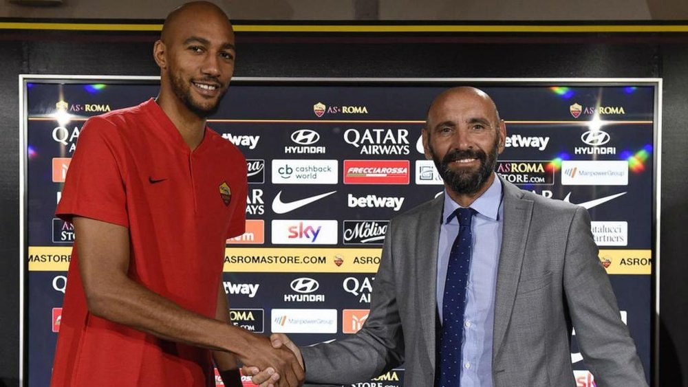 N'Zonzi has signed for Roma. GOAL