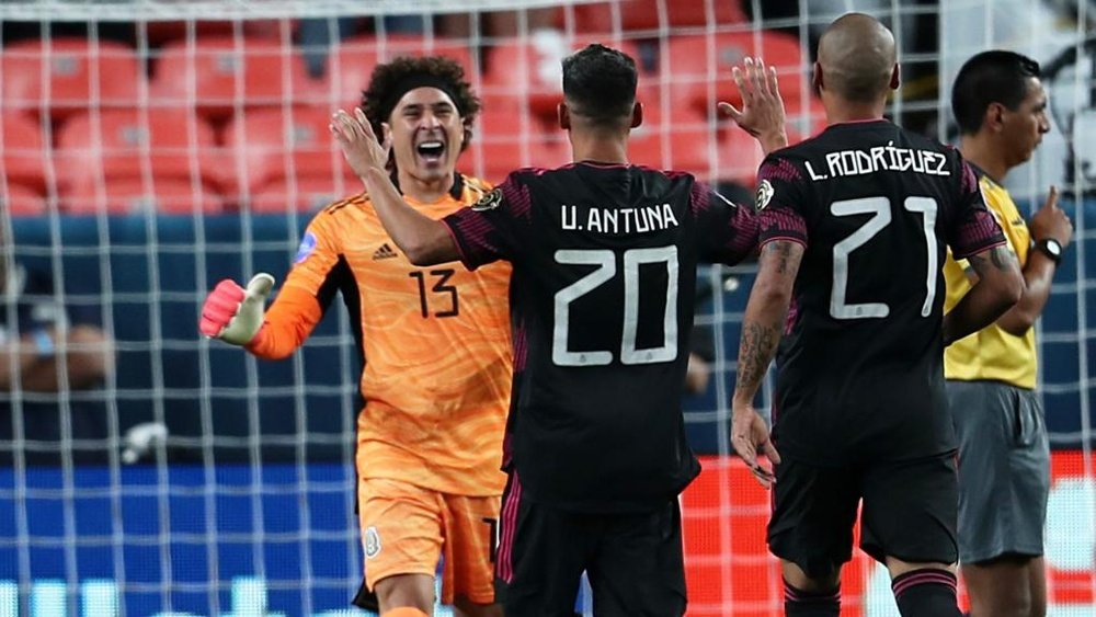 Mexico 0-0 Costa Rica (5-4 pens): Ochoa the hero