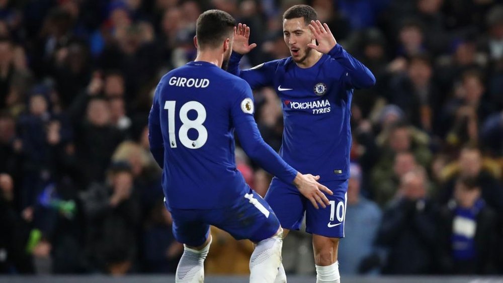 Giroud espère que Hazard va rester à Chelsea. Goal