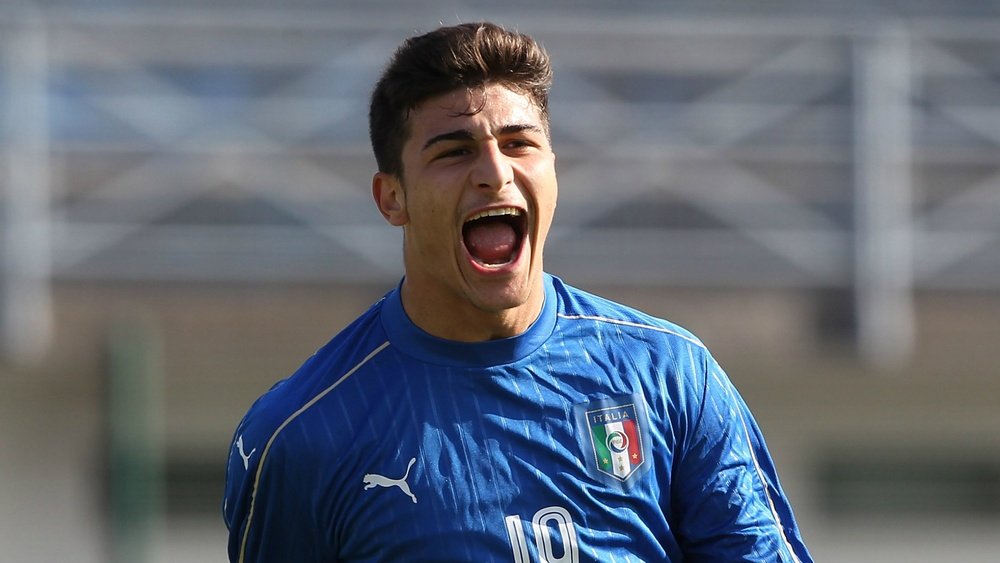 Orsolini has already arrived. Goal