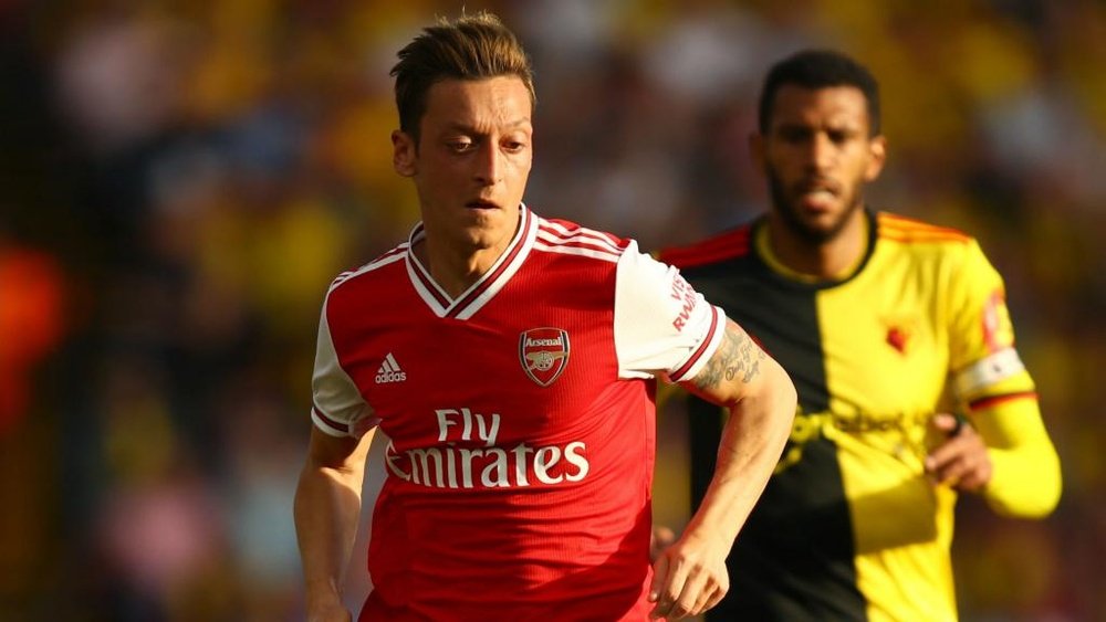 Ozil shows flashes but must do more. GOAL
