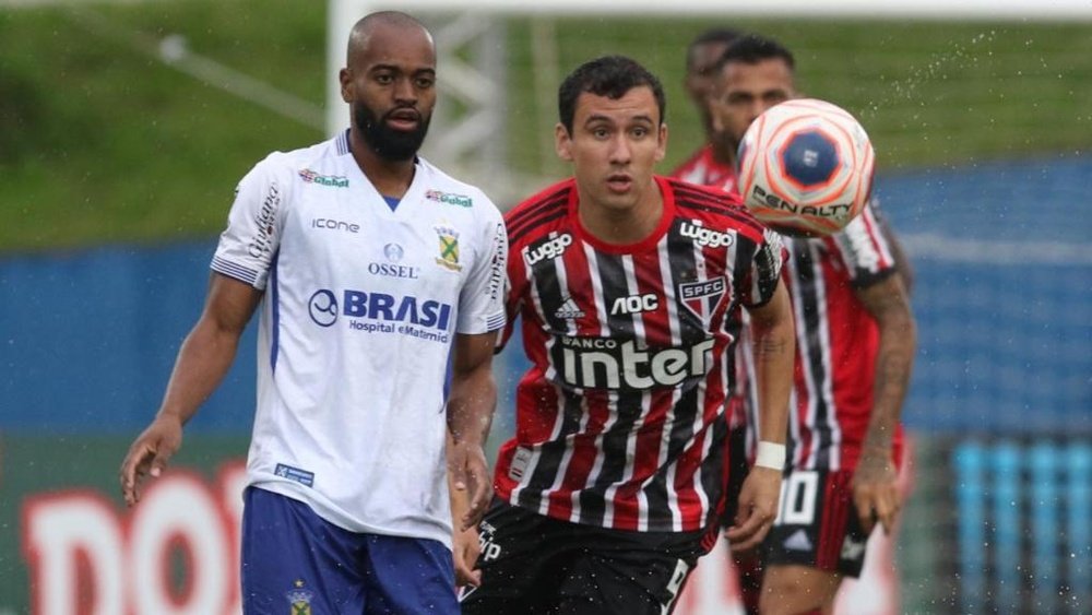 Na derrota contra o Santo André, São Paulo voltou a desperdiçar muitas chances. Goal