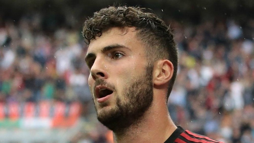 Wolves-bound Cutrone confirms AC Milan exit. GOAL