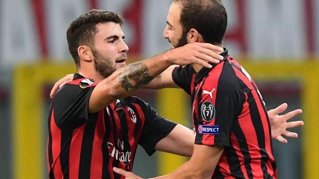 Laxalt alto, gioca Cutrone