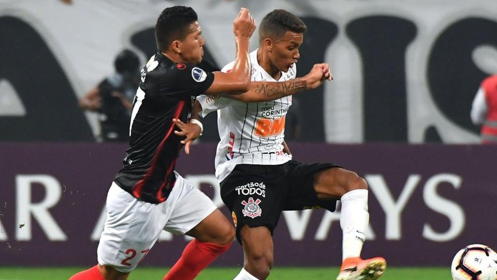 Corinthians 2 x 0 Dep. Lara: Timão mostra superioridade e fica perto de vaga na Copa Sul-Americana