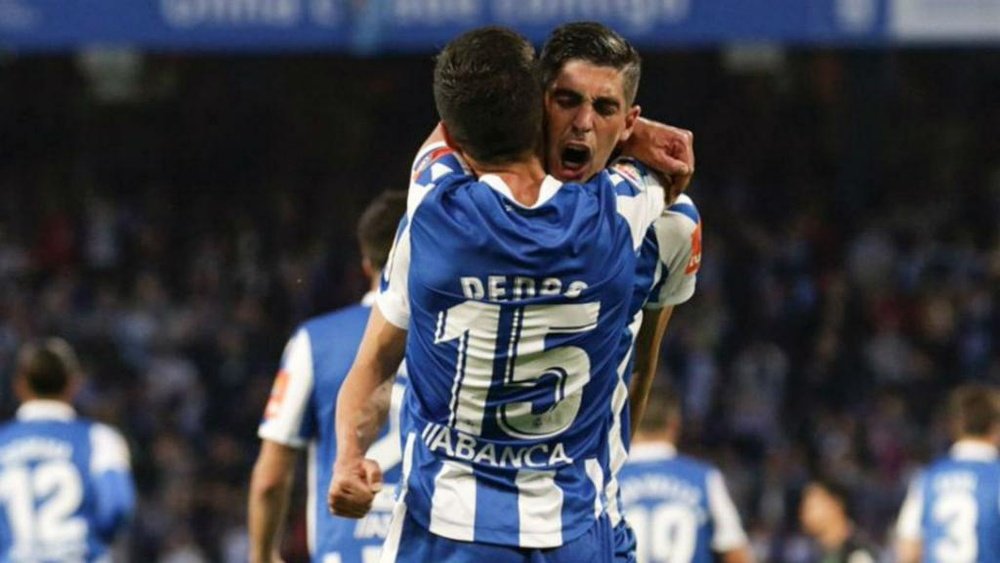 Carlos Fernandez scored a double for Depor in their first leg win over Malaga. GOAL